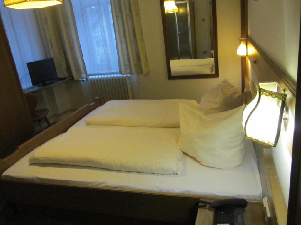 Zum Ochsen Hotel Stadtbergen Room photo