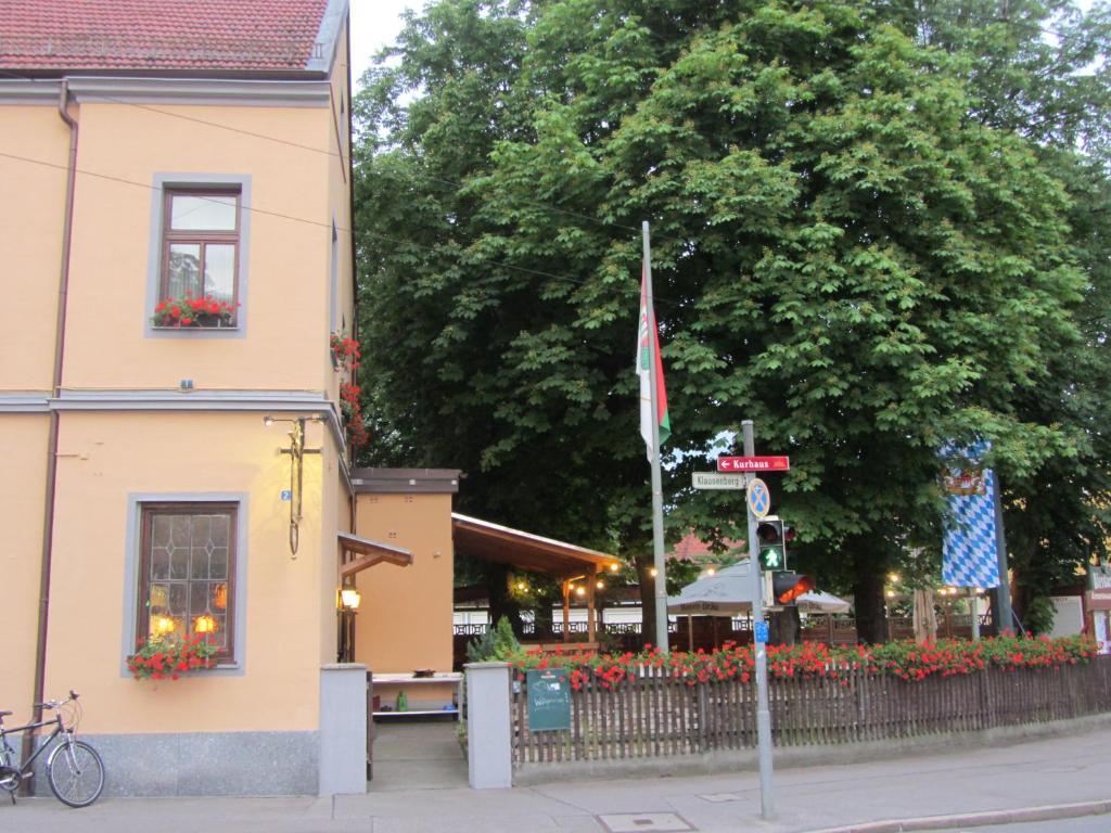 Zum Ochsen Hotel Stadtbergen Exterior photo